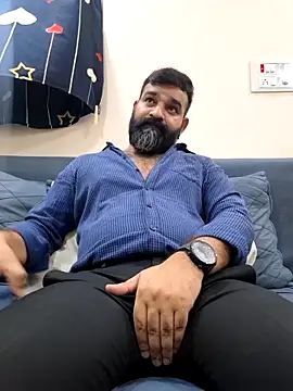Snapshot of Fun_Guuy chatting on May 2026 05:22:01 PM Fun Guuy online show from May 2026 05:22:01 PM