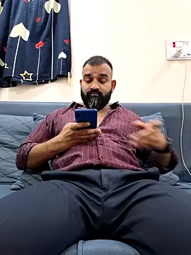 Fun Guuy online show from December 2025 02:08:02 PM