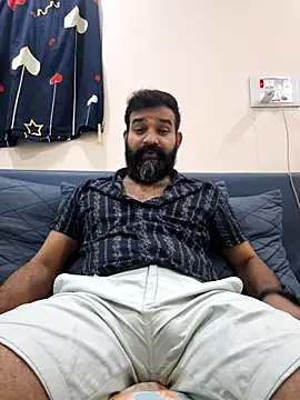 Fun Guuy online show from November 2025 05:57:01 PM