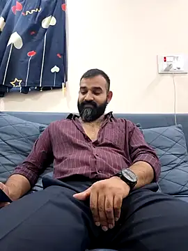 Fun Guuy online show from December 2025 04:10:02 PM