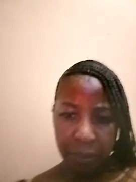 Snapshot of queenbboobs chatting on September 2025 10:59:02 PM queenbboobs online show from September 2025 10:59:02 PM