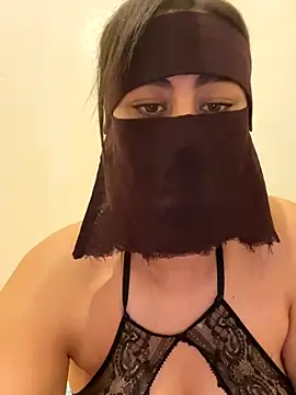 Lalou online show from October 2025 09:31:01 AM