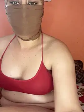 Lalou online show from April 2026 03:40:02 PM