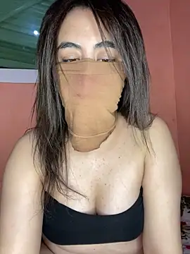 Lalou online show from April 2026 10:11:01 PM