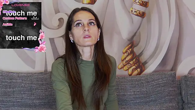 hailey peach online show from January 2026 06:11:02 PM