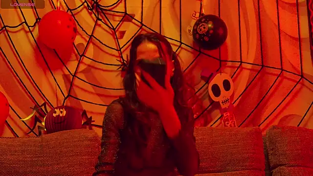 hailey peach online show from October 2025 05:56:02 PM