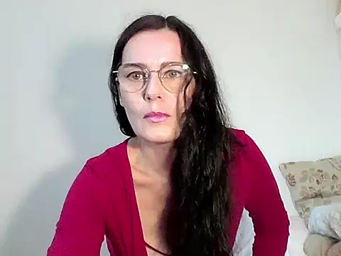 Snapshot of ButterflyJill chatting on October 2025 10:39:01 AM ButterflyJill online show from October 2025 10:39:01 AM