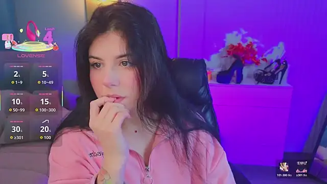 Jenna Adams  online show from November 2025 02:15:01 AM