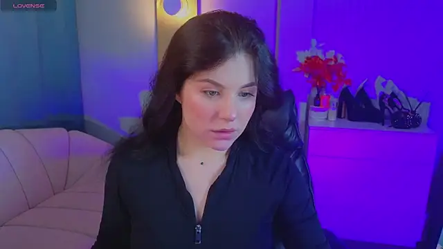 Jenna Adams  online show from November 2025 01:09:01 AM