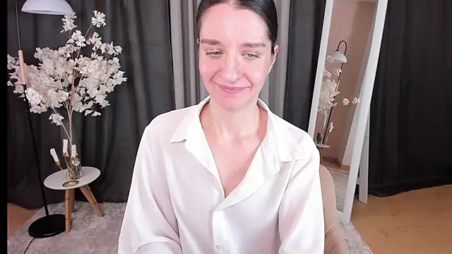 helentasty online show from March 2025 05:40:02 AM