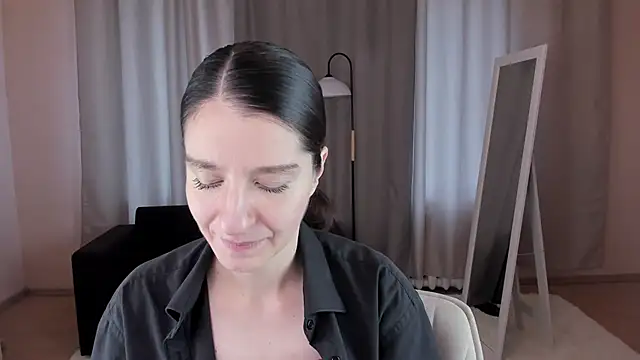 helentasty online show from September 2025 02:18:02 AM