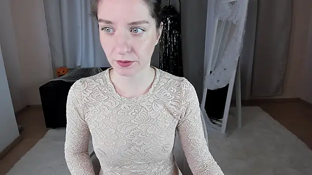 helentasty online show from October 2025 02:45:01 AM