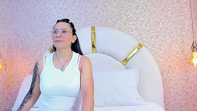 sophie 1 online show from March 2025 03:11:01 AM