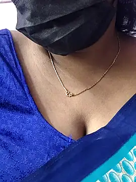 mallu-sumi online show from November 2025 05:40:02 AM