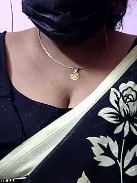 mallu-sumi online show from February 2026 06:42:01 PM