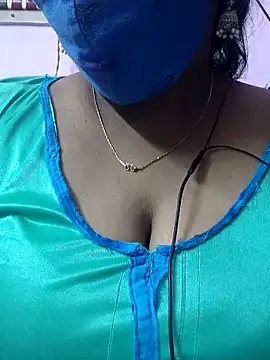 mallu-sumi online show from December 2025 05:02:01 PM