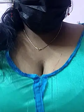 mallu-sumi online show from January 2026 05:49:02 PM