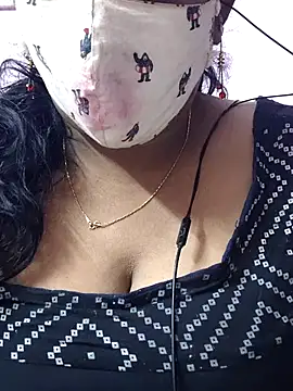 mallu-sumi online show from November 2025 05:23:02 PM