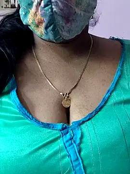 Snapshot of mallu-sumi chatting on July 2026 05:04:01 AM mallu-sumi online show from July 2026 05:04:01 AM
