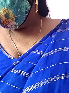 Snapshot of mallu-sumi chatting on July 2026 06:32:01 AM mallu-sumi online show from July 2026 06:32:01 AM