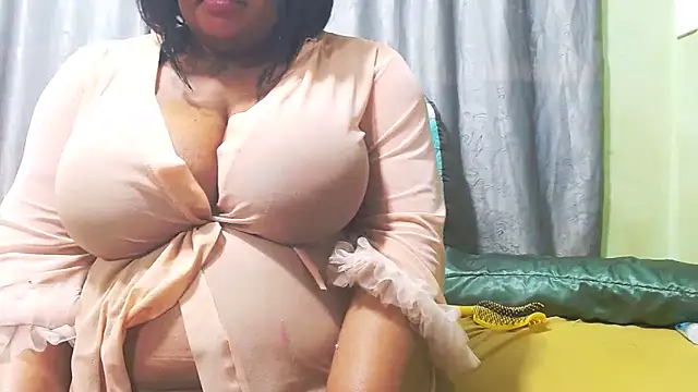 NaughtyNicoleXX2 online show from May 2026 06:06:01 PM