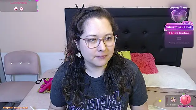 Snapshot of May_Carlier chatting on February 2025 04:55:01 AM May Carlier online show from February 2025 04:55:01 AM