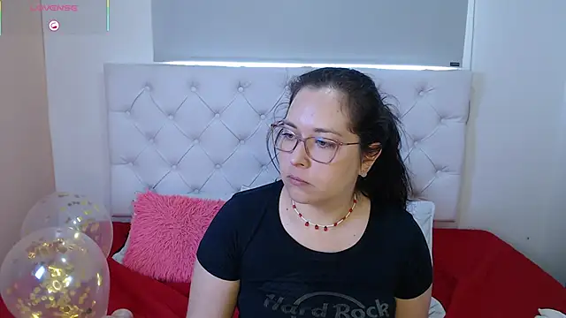 May Carlier online show from February 2026 05:35:02 PM