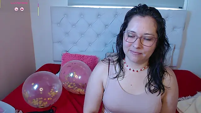 May Carlier online show from February 2026 07:25:01 PM