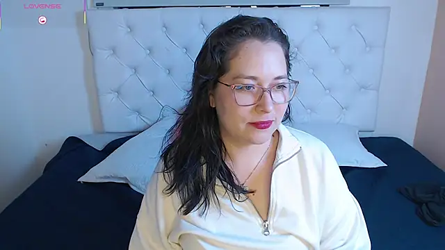 May Carlier online show from February 2026 04:09:02 AM