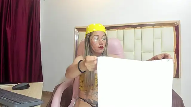  Caroliina online show from February 2026 07:37:01 PM