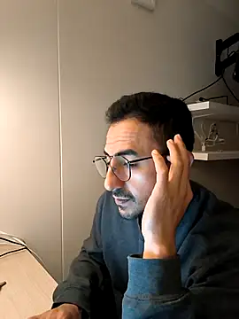 pablo-rincon95 online show from March 2025 11:44:02 PM