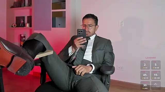 pablo-rincon95 online show from November 2025 02:54:01 PM