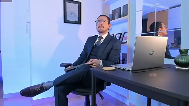 Snapshot of pablo-rincon95 chatting on July 2026 11:18:02 AM pablo-rincon95 online show from July 2026 11:18:02 AM