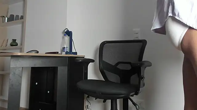 pablo-rincon95 online show from February 2025 10:56:02 AM