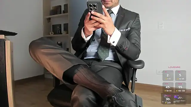 pablo-rincon95 online show from January 2026 03:27:01 PM