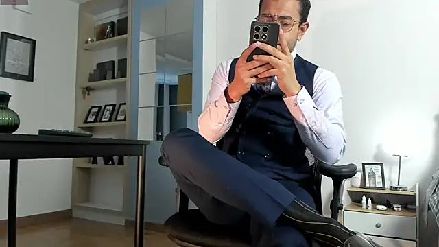 Snapshot of pablo-rincon95 chatting on June 2026 11:33:01 AM pablo-rincon95 online show from June 2026 11:33:01 AM
