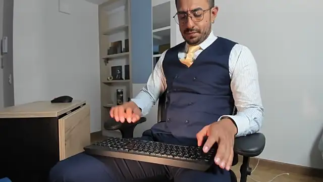 pablo-rincon95 online show from March 2026 11:59:02 AM