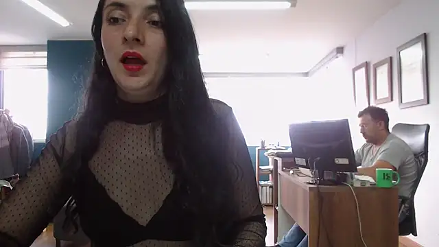 Snapshot of amellie_ros chatting on March 2025 10:17:01 PM amellie ros online show from March 2025 10:17:01 PM