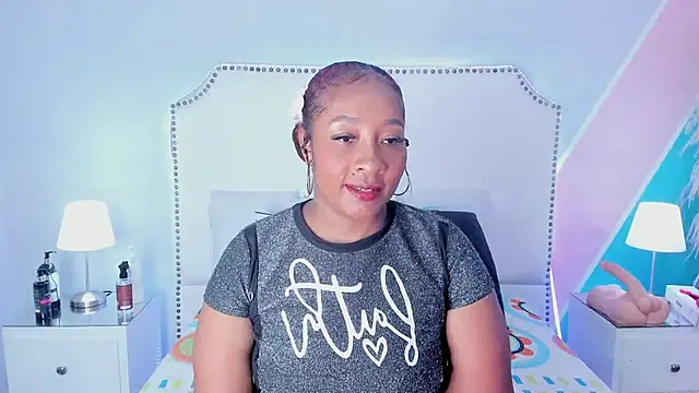 Snapshot of Krystal_cambell1 chatting on May 2026 08:01:02 PM Krystal cambell1 online show from May 2026 08:01:02 PM