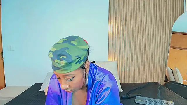 Krystal cambell1 online show from March 2025 03:40:01 AM