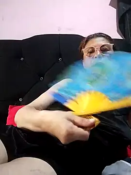 Snapshot of Aranza-Queen chatting on February 2026 02:36:01 PM Aranza-Queen online show from February 2026 02:36:01 PM