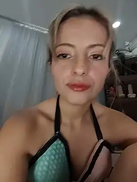 Snapshot of HottCandy21 chatting on July 2026 06:59:01 PM HottCandy21 online show from July 2026 06:59:01 PM