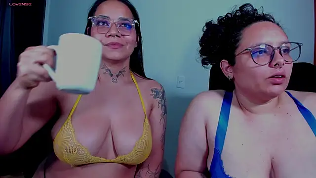 Snapshot of Mabelydani chatting on November 2025 05:18:01 AM Mabelydani online show from November 2025 05:18:01 AM