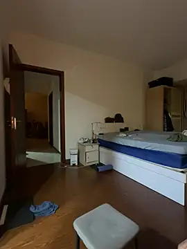 hkwildguy online show from May 2026 08:15:01 PM