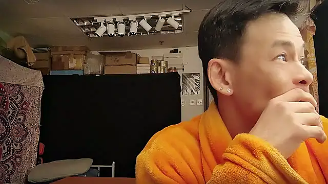 hkwildguy online show from January 2026 03:57:02 AM