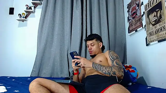 Snapshot of Friendsofeverything_ chatting on July 2026 12:26:02 AM Friendsofeverything online show from July 2026 12:26:02 AM