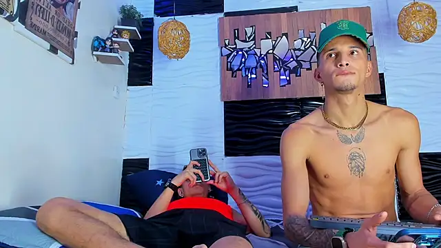 Snapshot of Friendsofeverything_ chatting on November 2025 03:01:01 PM Friendsofeverything online show from November 2025 03:01:01 PM