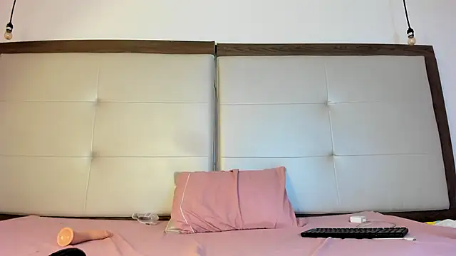 Alisson Freckles online show from February 2025 03:45:01 AM