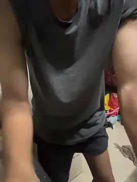 Privateseducer online show from November 2025 05:40:02 PM