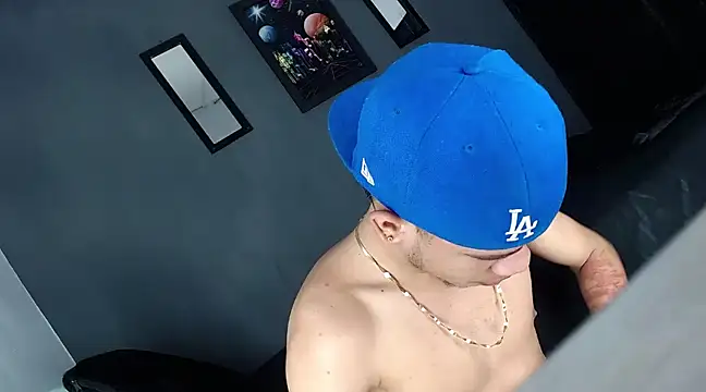 Romancartier 1 online show from December 2024 05:04:01 AM
